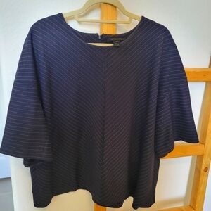 St. John Short Sleeve Navy pin stripe top